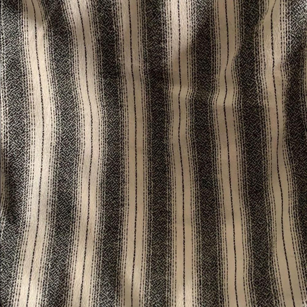 Stripe Crop Top - Picture 3 of 3